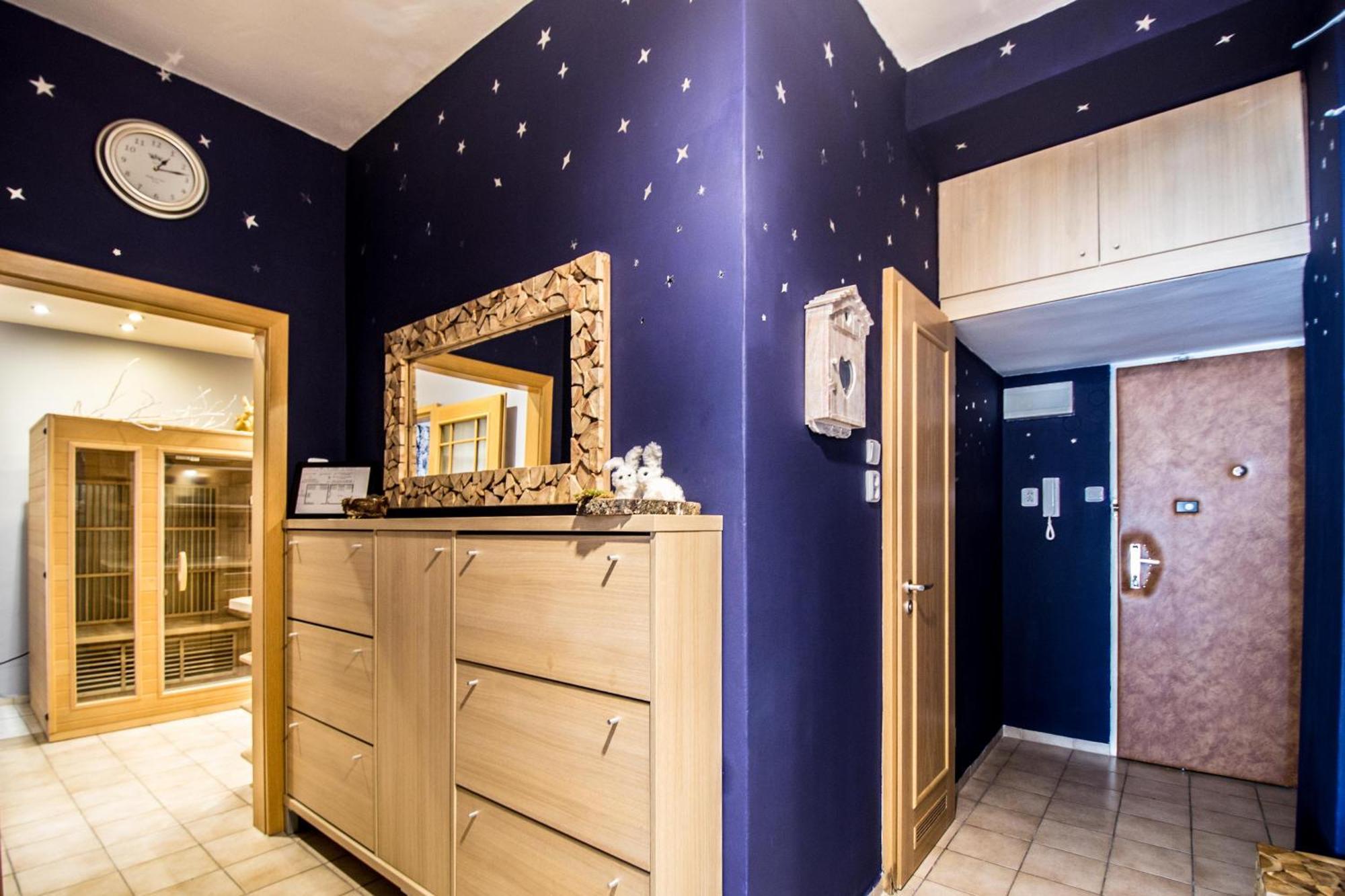 Main Prague Square Apartments Sauna And Fireplace Экстерьер фото