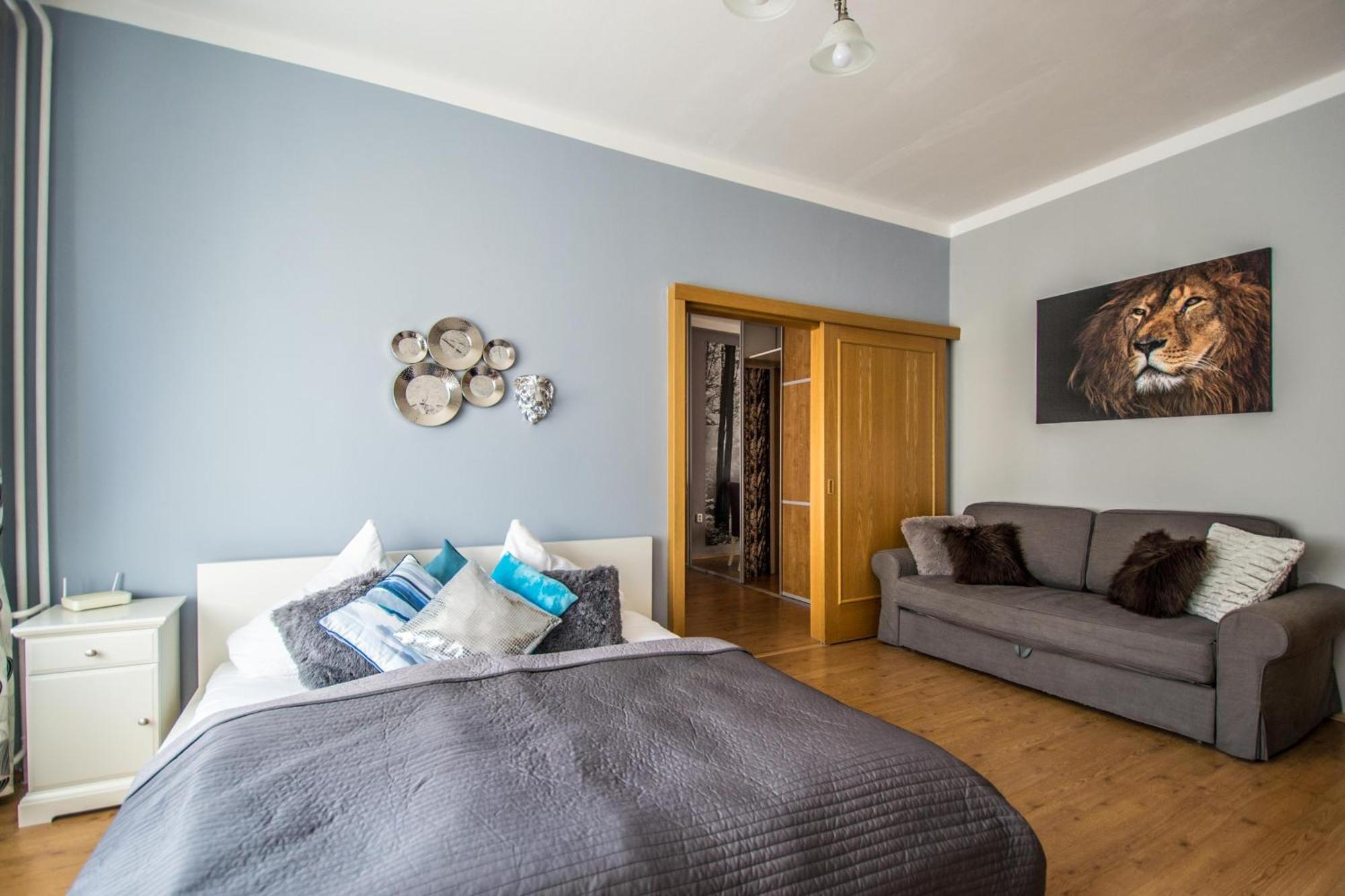 Main Prague Square Apartments Sauna And Fireplace Экстерьер фото